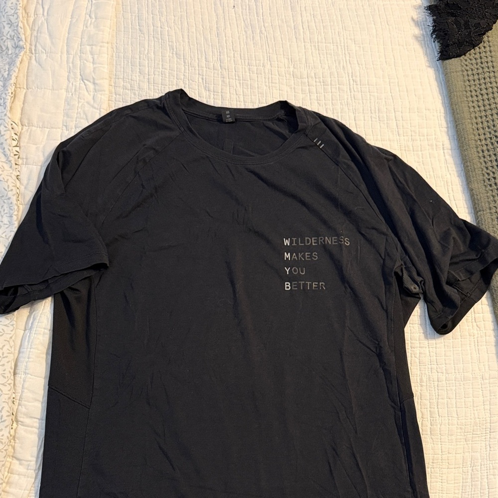 Lululemon Tee